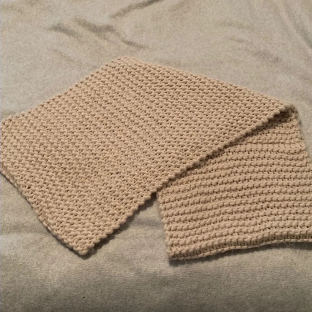 Thick Beige Scarf